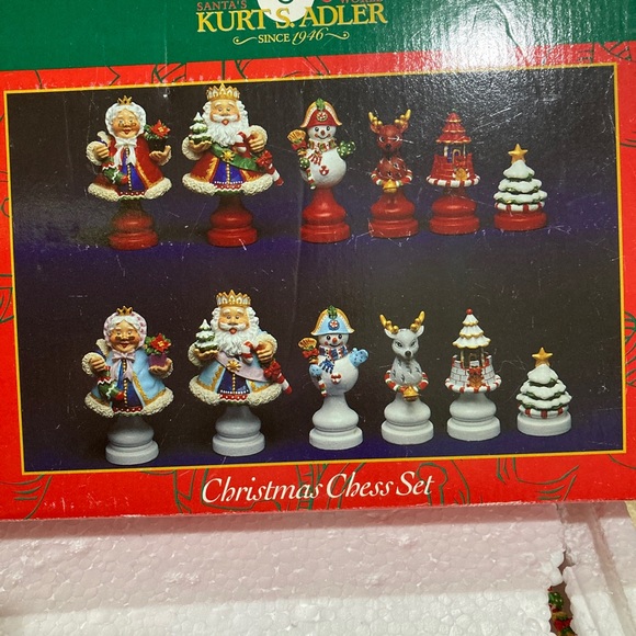 Kurt S Adler Christmas Chess Set. Used and loved - Picture 15 of 16